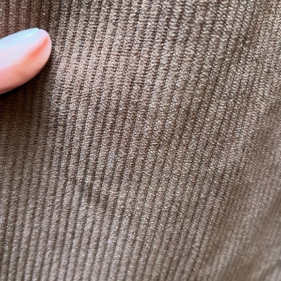 NWT Corduroy Wide leg pants with elastic back Zip Front Women’s medium - Picture 7 of 8